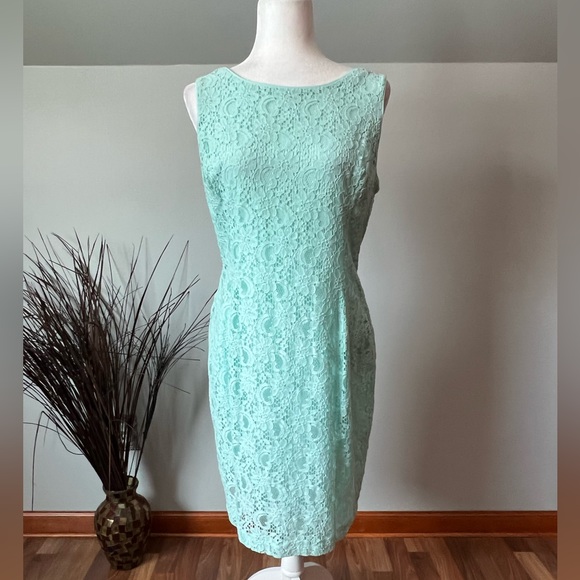 Lauren Ralph Lauren Lace Dress